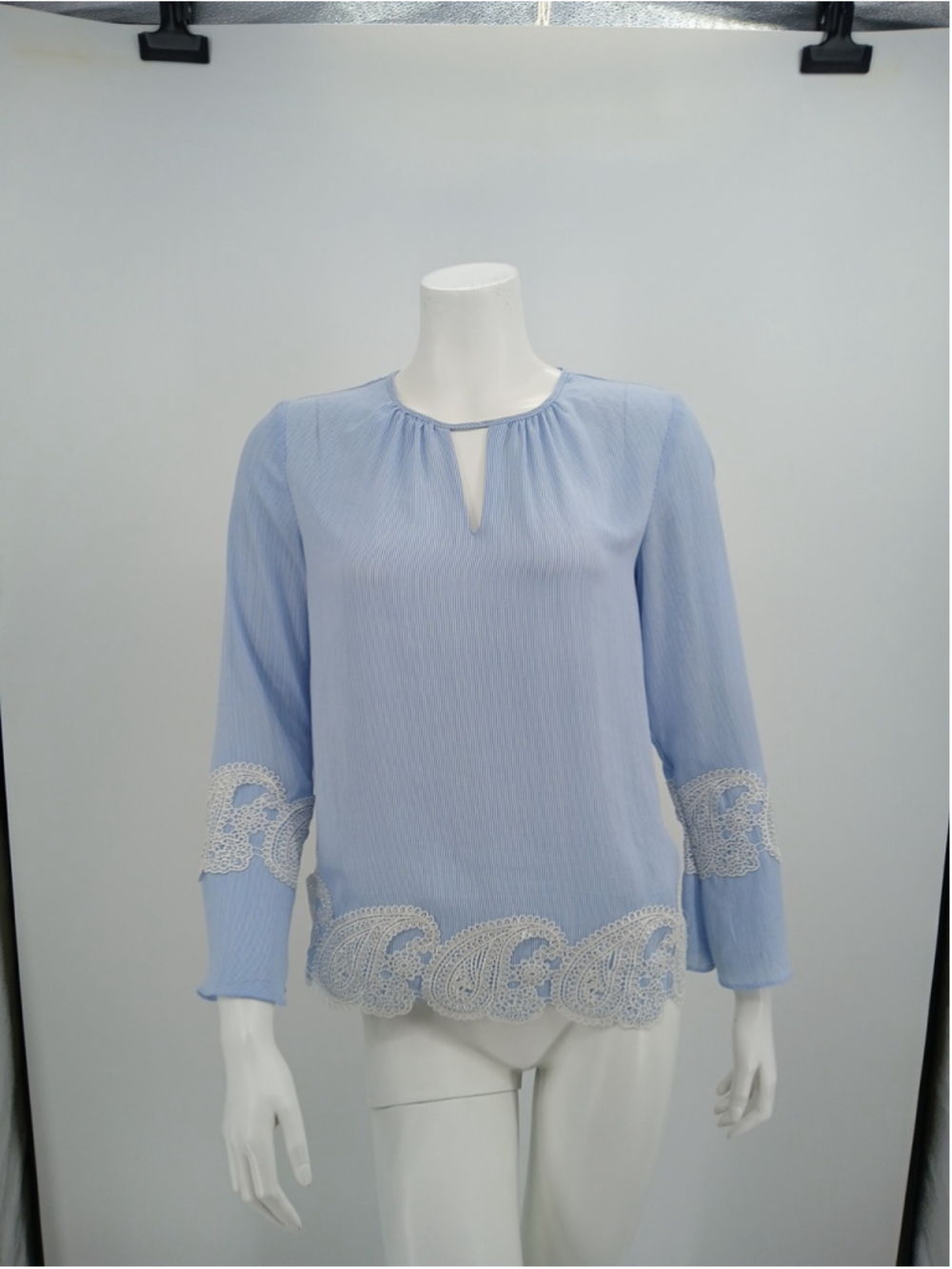 Tommy Hilfiger Blue White Striped Polyester Paisley Appliqur Blouse Top Size L
